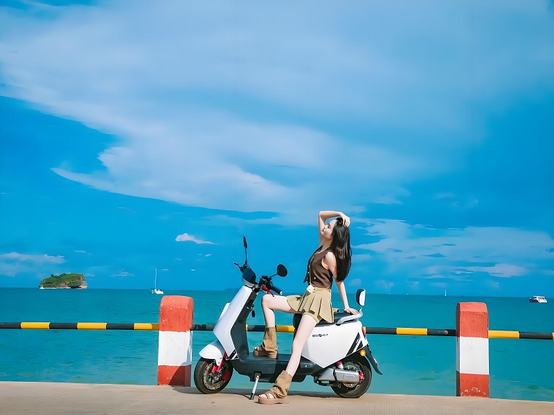 <b>【广西尊贵游】北海银滩•涠洲岛•五彩滩•德天跨国瀑布•通灵峡谷 5天4晚游</b>