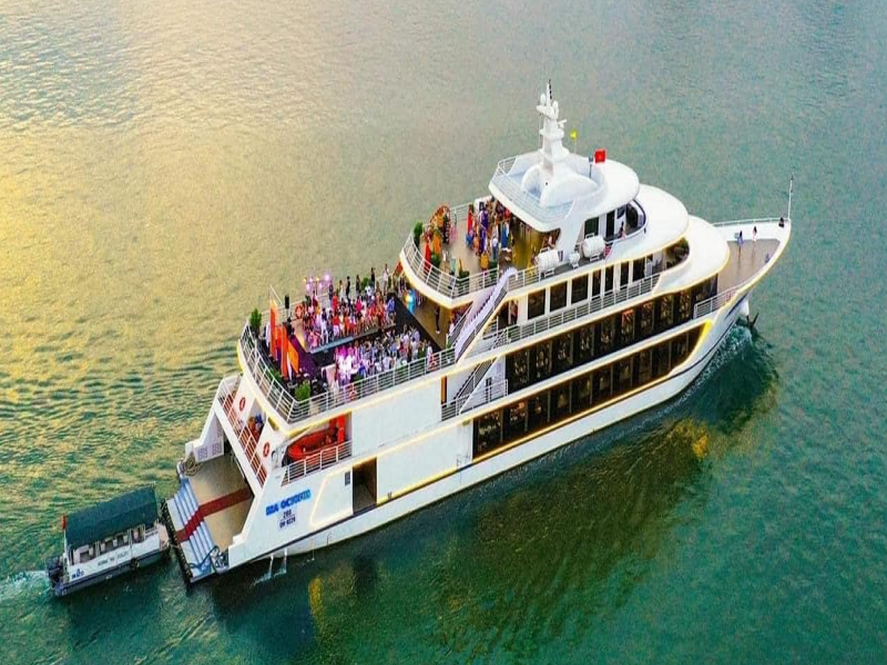 【豪华游轮】越南下龙湾•豪华游轮•天堂岛•首都河内•四天三晚纯玩游