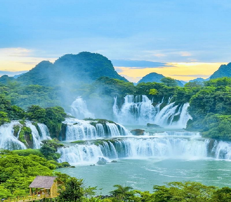 【广西山海6天游】德天跨国瀑布•通灵峡谷•北海银滩•桂林山水•漓江阳朔