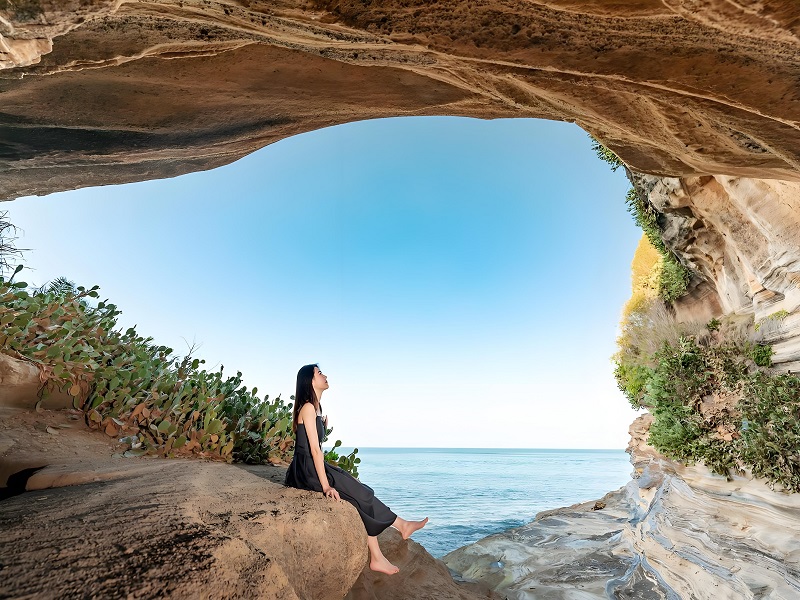 <b>【广西超实惠9天游】德天跨国瀑布•通灵峡谷•巴马长寿村•北海涠洲岛•桂林山水•漓江阳朔•全景大漓江•银子岩 9天8晚游</b>