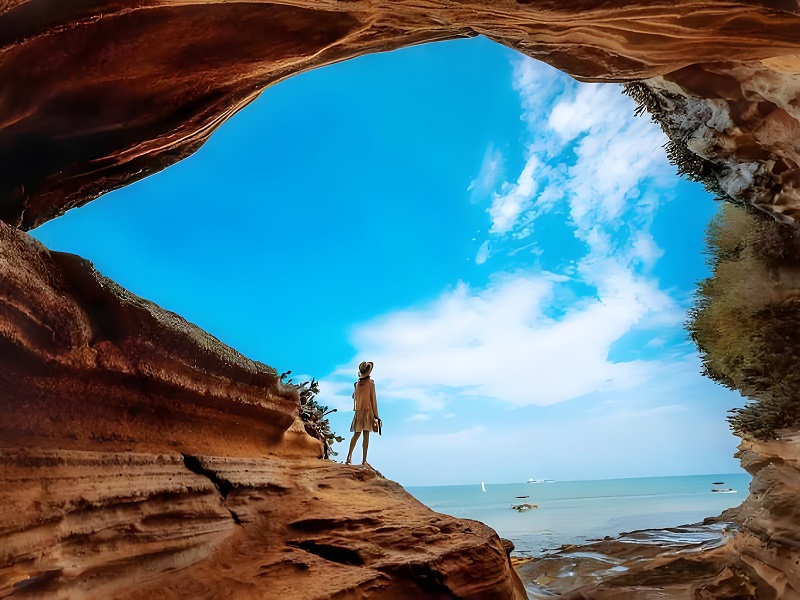 <b>【广西畅游9天游】桂林山水•德天跨国瀑布•通灵峡谷•北海银滩•涠洲岛 9天8晚纯玩游</b>